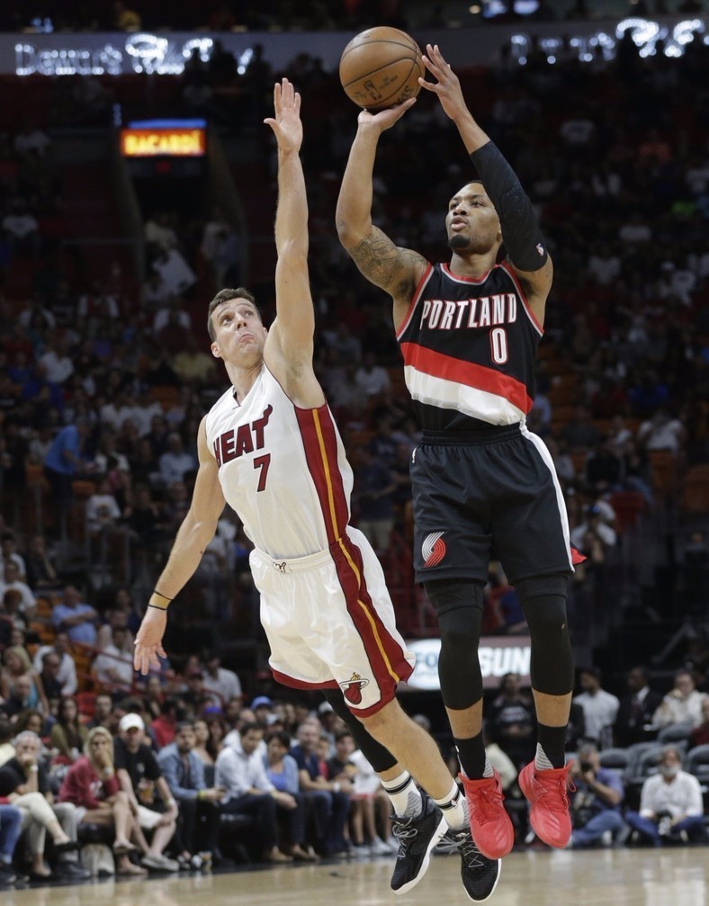 社会学家认 社会学家认